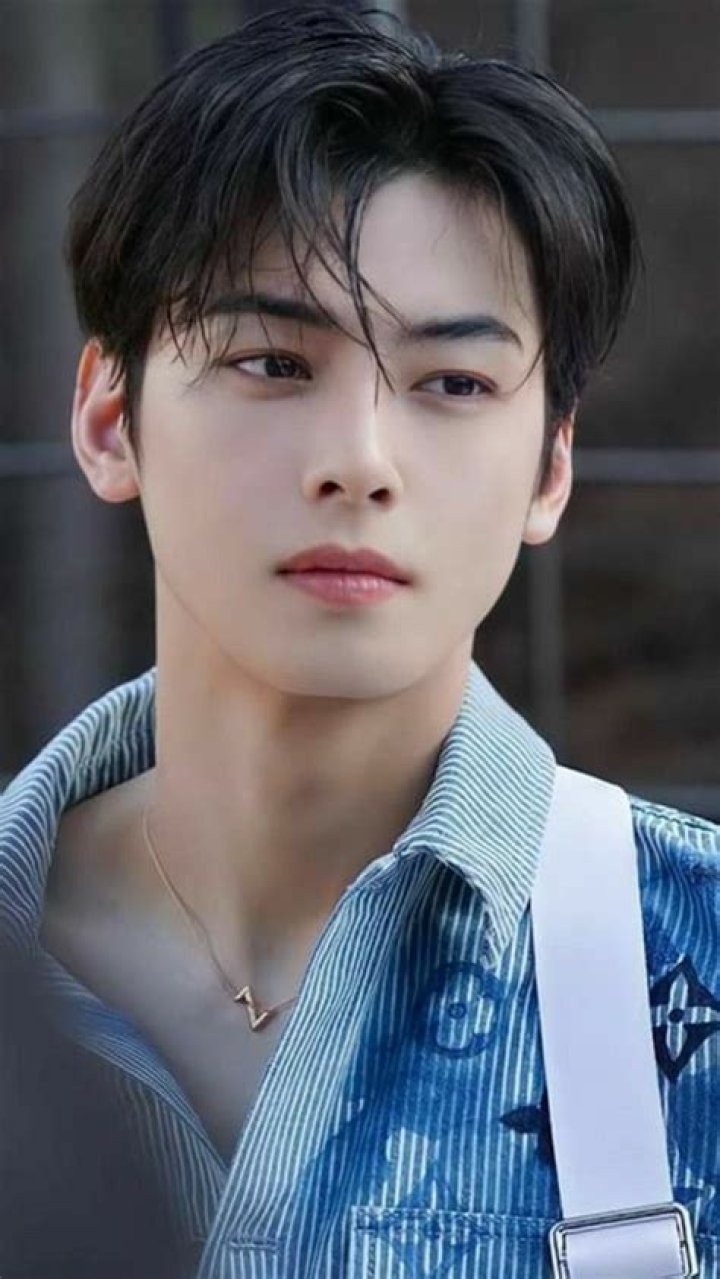 Cha Eun-woo's pet "Dog Person"