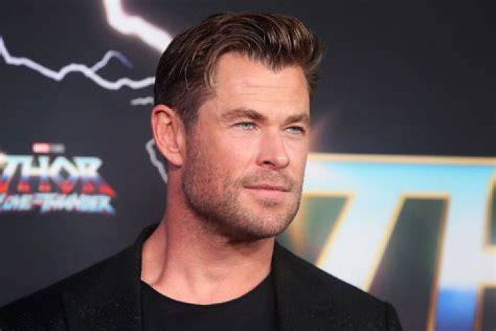 chris hemsworth