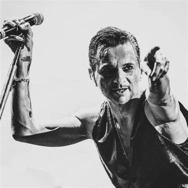 Dave Gahan's pet Miniature Pinscher