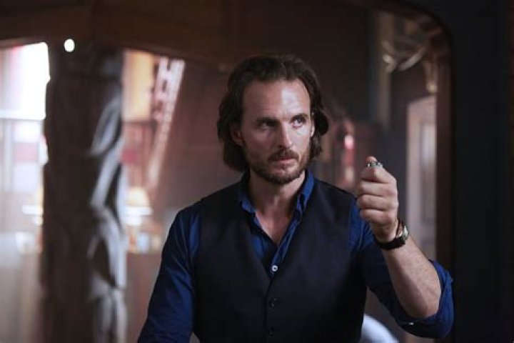 Greg Bryk Greg Bryk