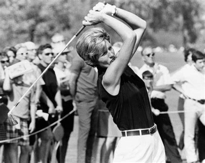 Image: Mickey Wright while playing golf in the field. Mickey Wright Bio, Wiki, Age, Height, Marriage, Husband & Net Worth