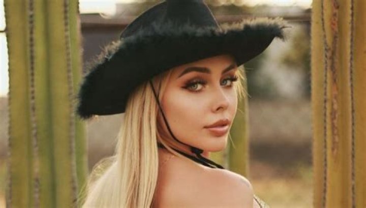Maya Nazor boasts an extravagant lifestyle.
