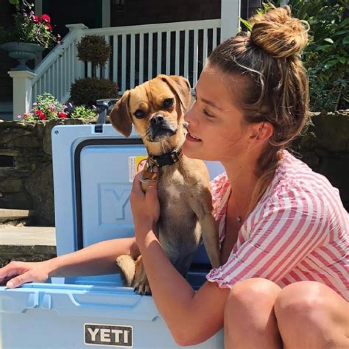 Nina Agdal Pets